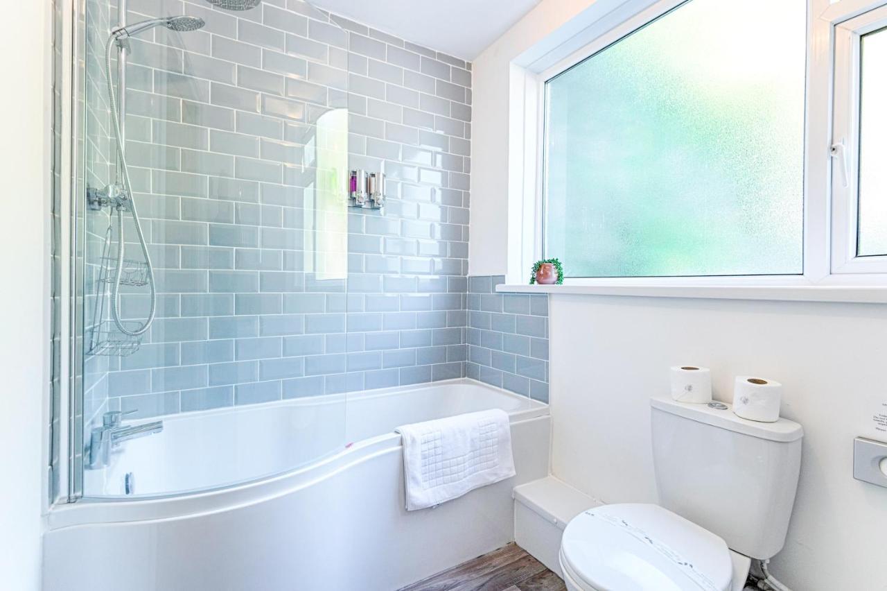Bryn House - Tv In Every Bedroom! Apartment Swansea